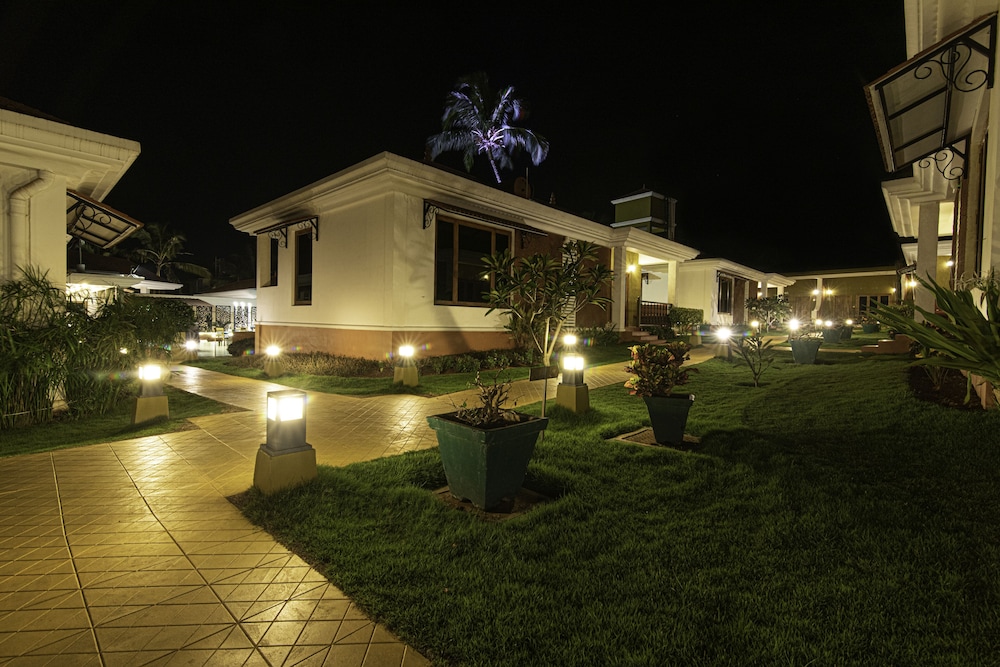 THE GRAND LEONEY RESORT 61/65