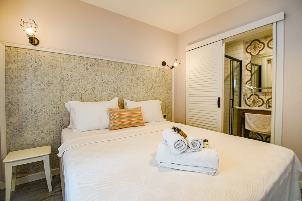 Nirvana Otel Bozcaada 14/50