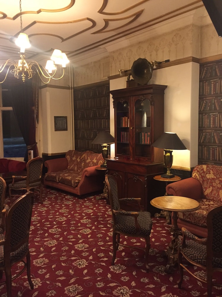 Regency Hotel 33/50