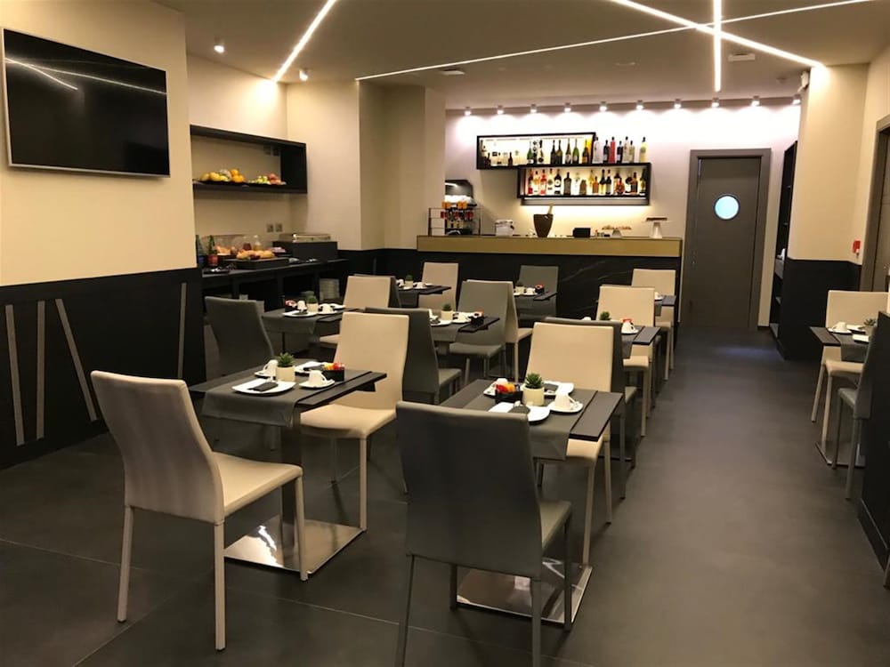 Lifestyle Hotel Matilde Naples 41/50