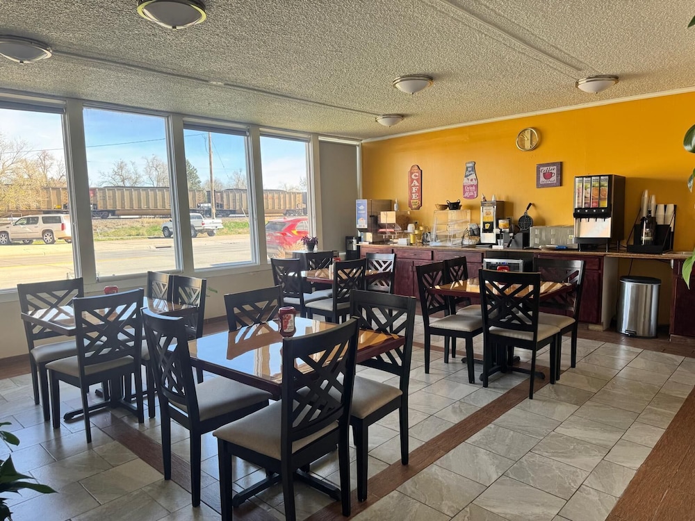 Alamo Inn Suites 40/61
