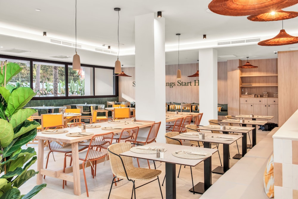 Tangerine by Honne Hotels - Adults Only 37/50
