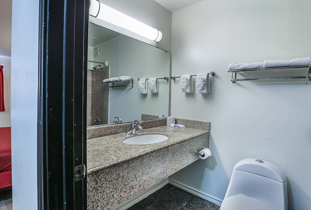 Motel6 Pasadena, TX 39/45