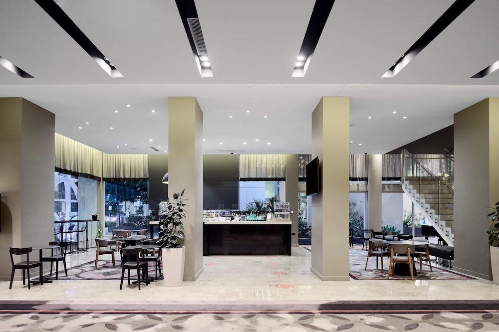FRASER SUITES PERTH 49/67