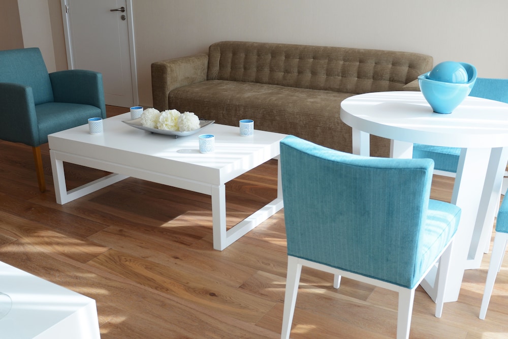 EPIC HOTEL VILLA DE MERLO 47/56