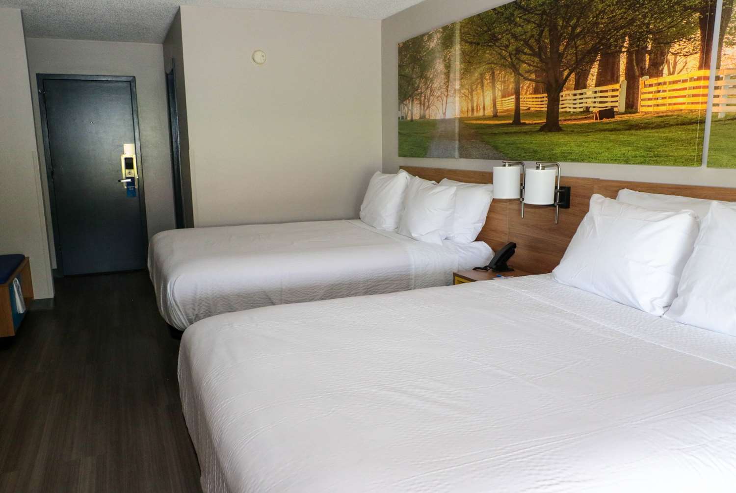 Days Inn By Wyndham Farmville 10/22