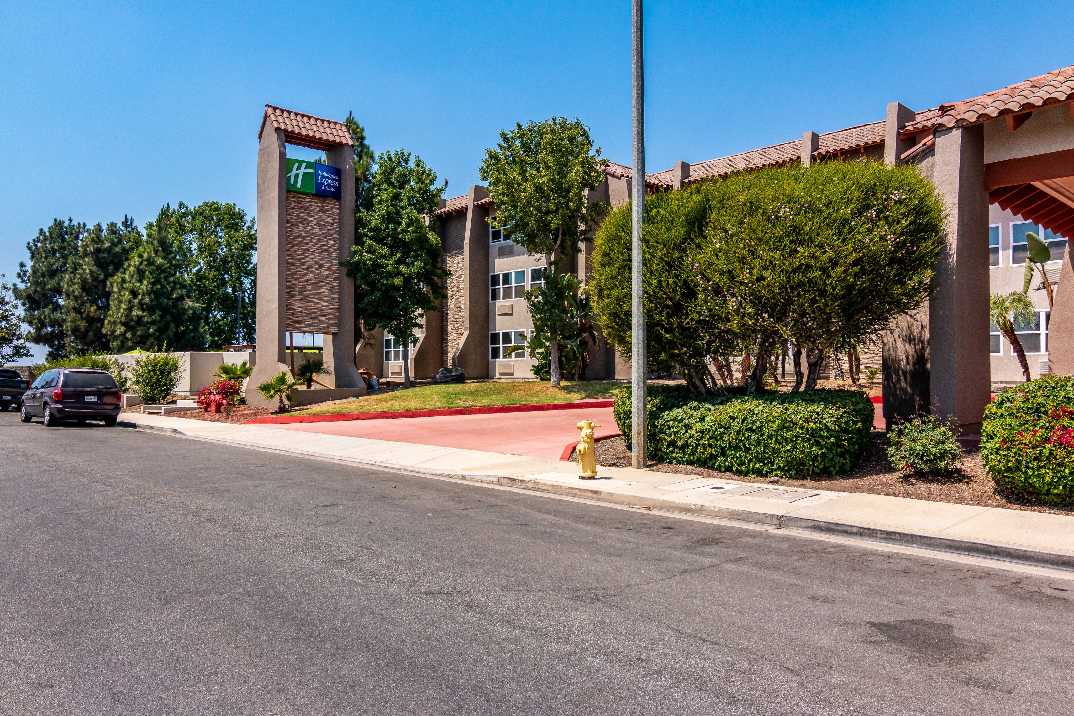 Holiday Inn Express And Suites Camarillo 11/14