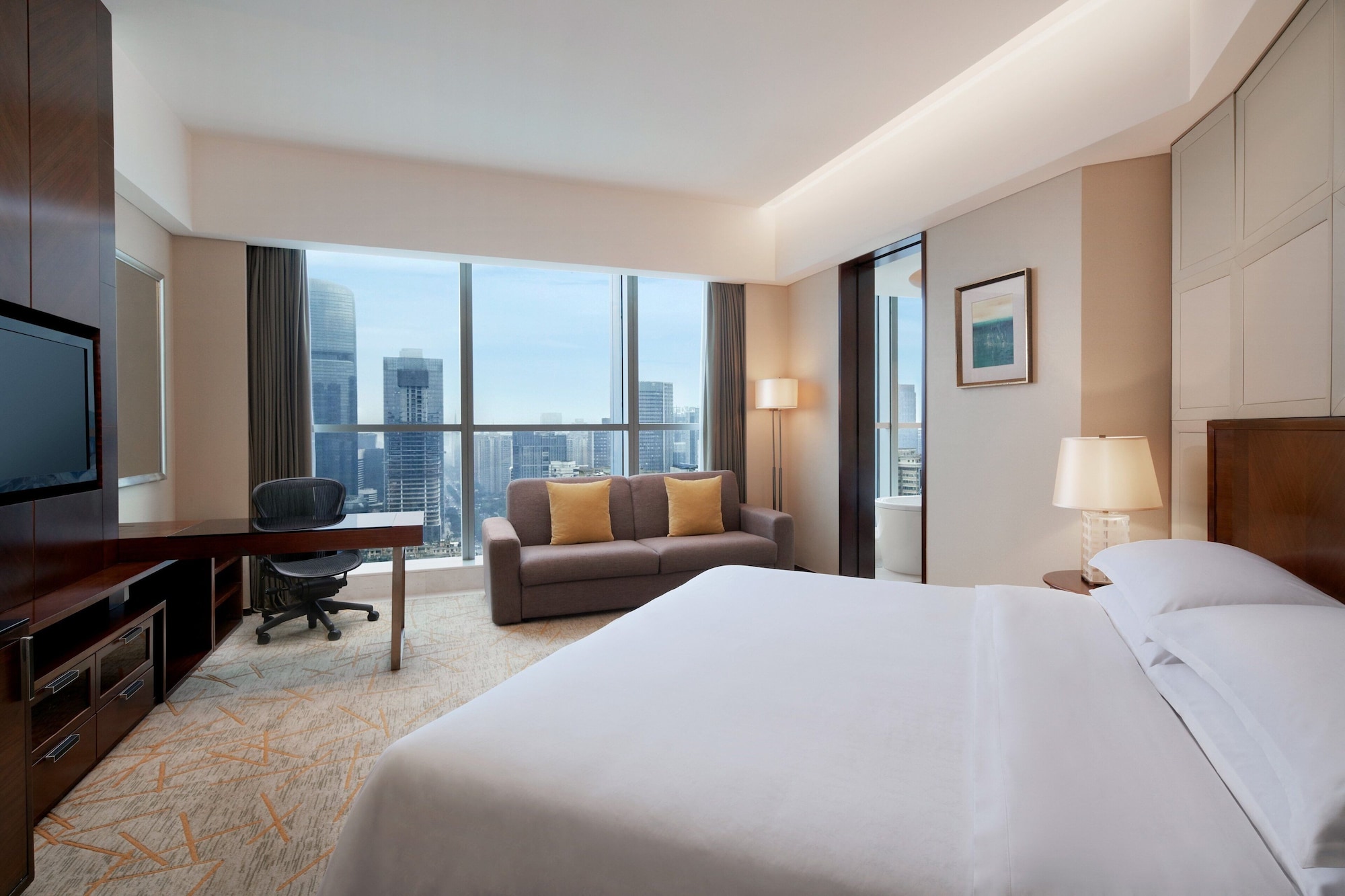 1 Bedroom, Suite, Apartment, King Bed, Club Lounge Access