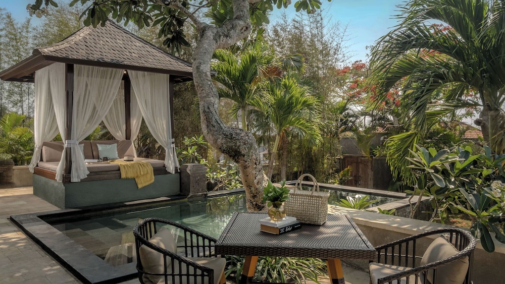 THE SHANTI RESIDENCE AND RESORT 53/66