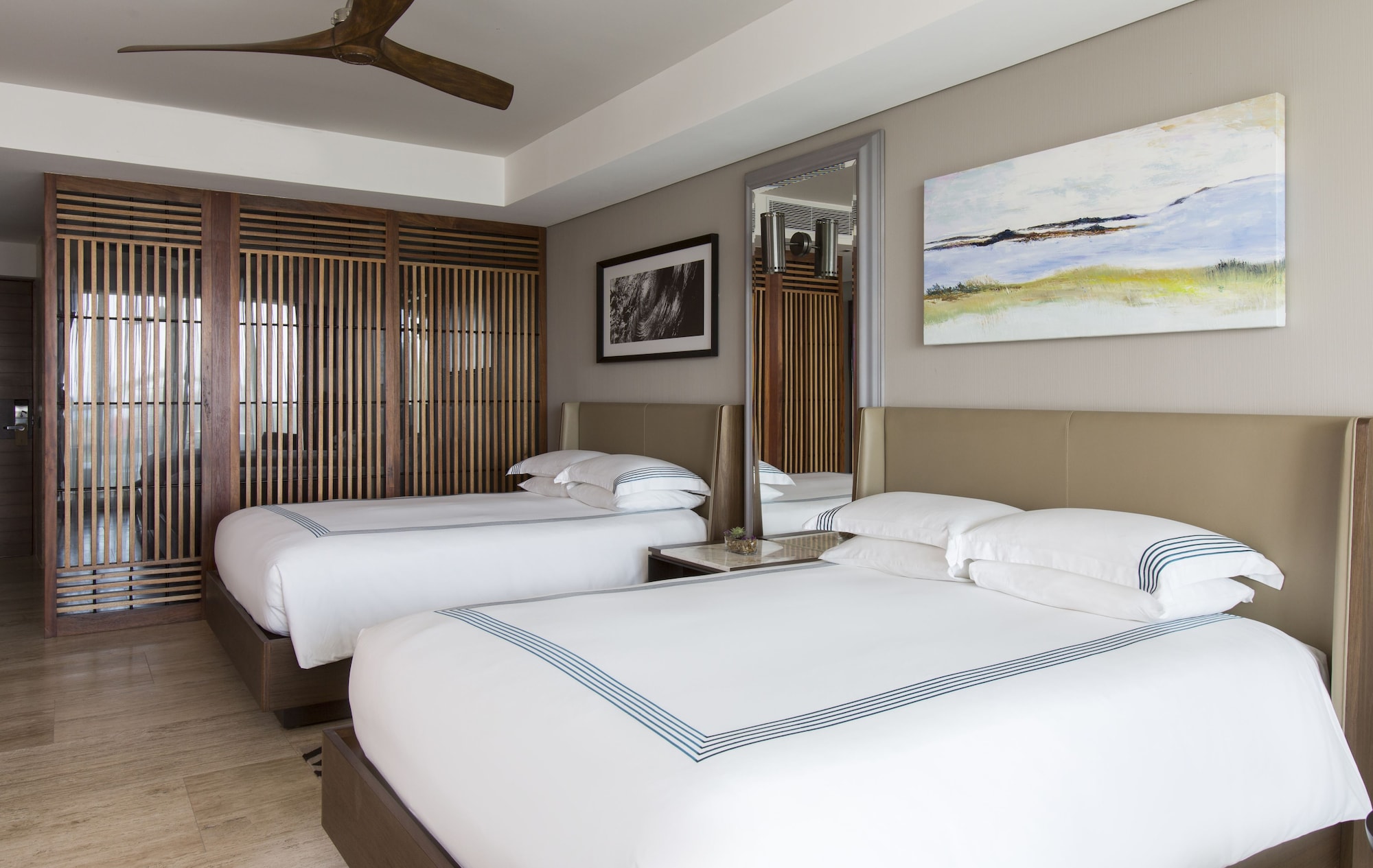 Downtown House, 2 Queen Beds