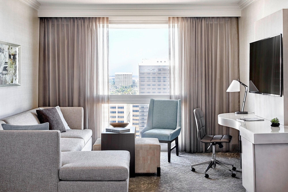 Marriott Los Angeles Airport 46/77