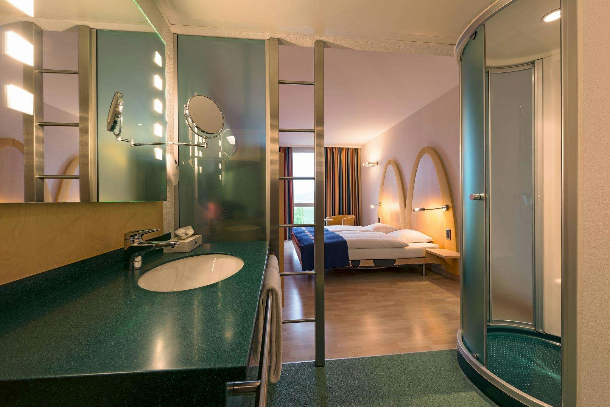 B&B Hotel Lully 3 Lakes 11/19