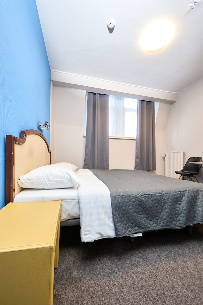 Hotel Derby Merode 16/50