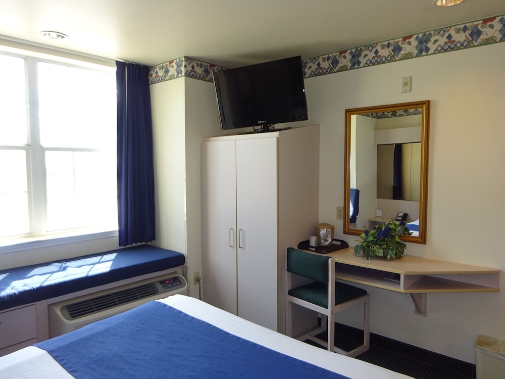Motel6 Fort Worth, TX - Burleson 33/60