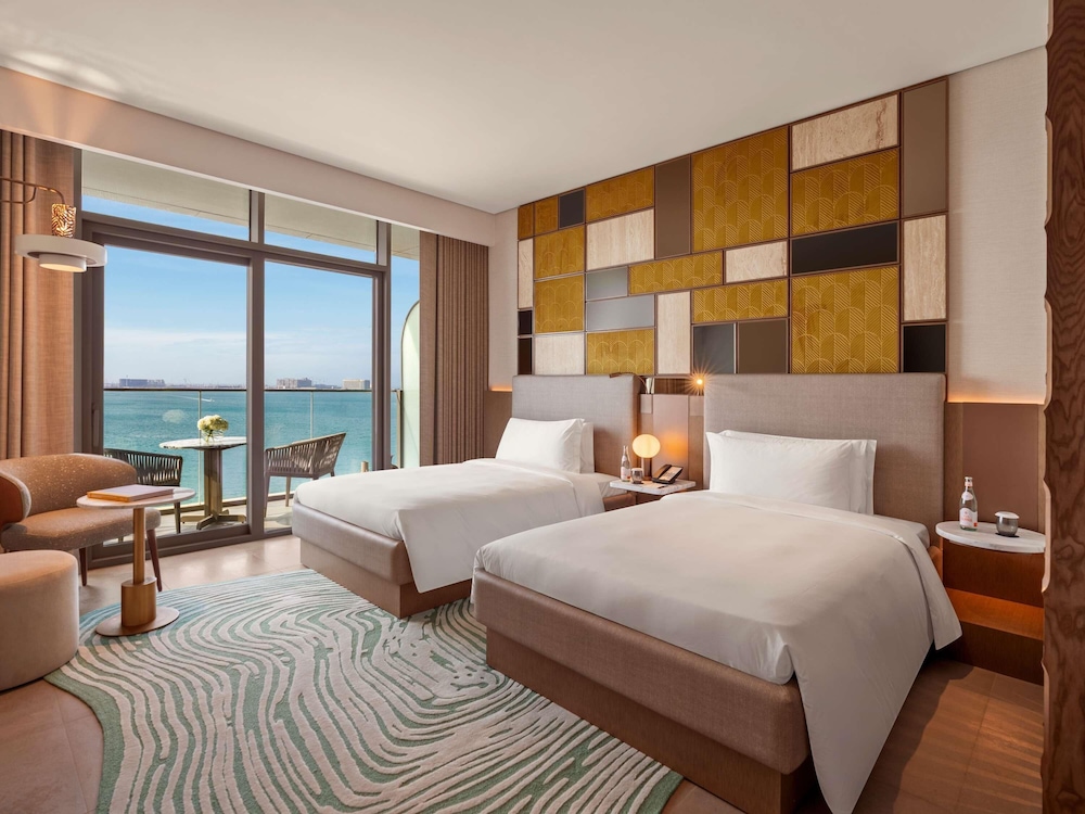 SO/RAS AL KHAIMAH ADULTS ONLY 13 15/55