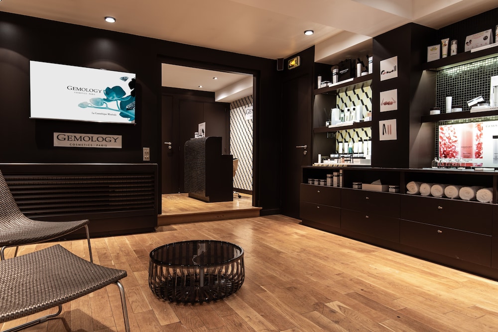 Hotel Du Chateau & Spa Carita 28/50