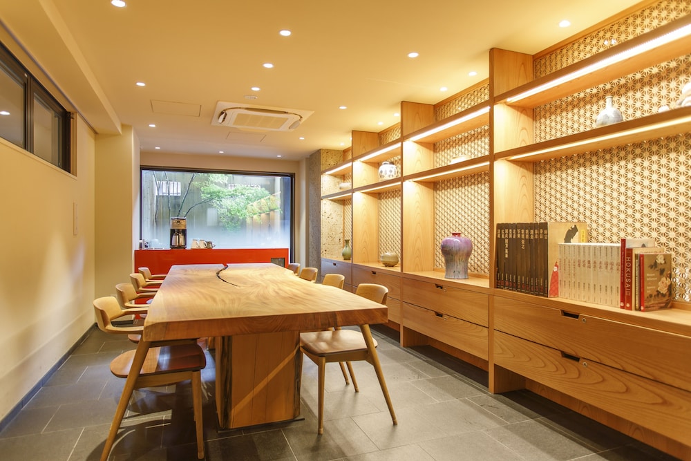 Gion Missen 4/64