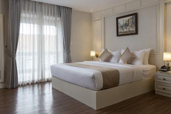 Landmark, Double Bed