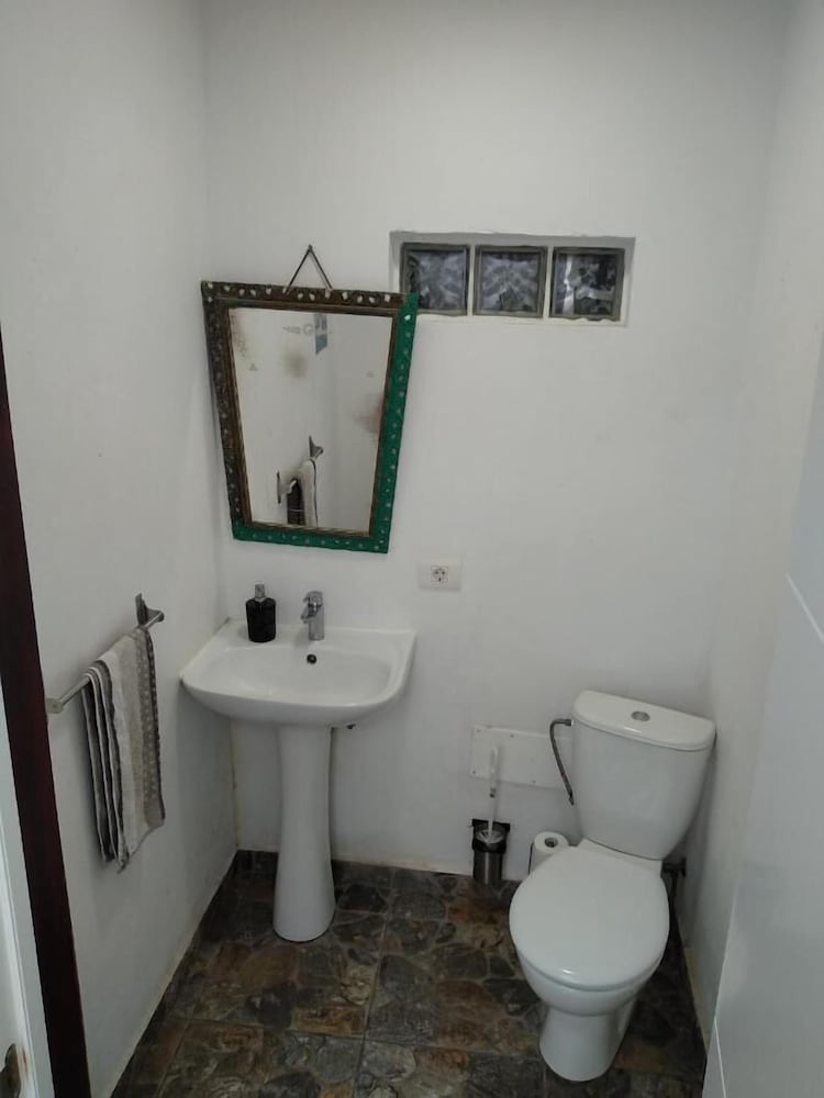 Puerto Nest Hostel 58/59