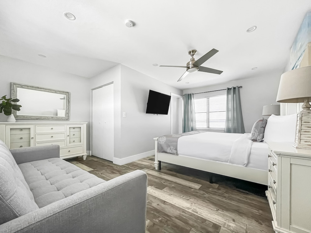 Neptune Oceanfront Rentals 29/49