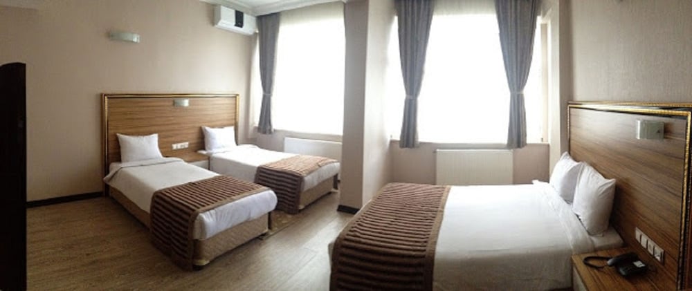 Buyuk Hotel 23/50