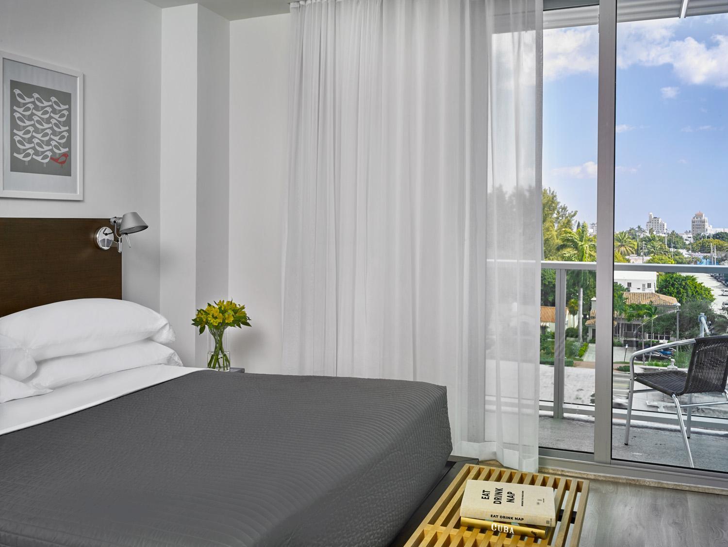 1 Bedroom, Urban, Suite, Balcony, Kitchenette