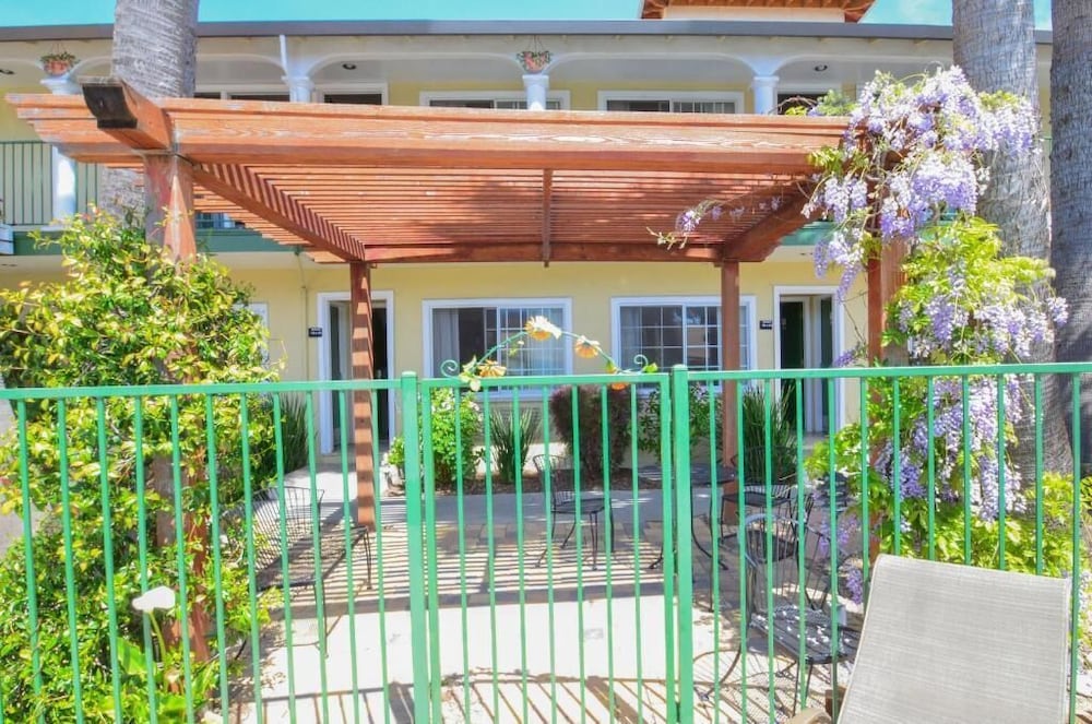 圣克鲁斯前湾酒店(Bay Front Inn Santa Cruz) 图片4
