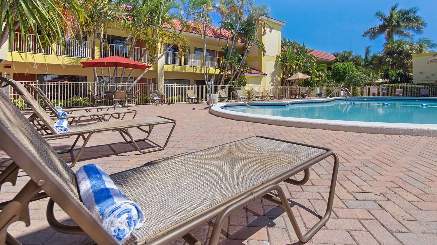 Oasis Boca Raton 44/46