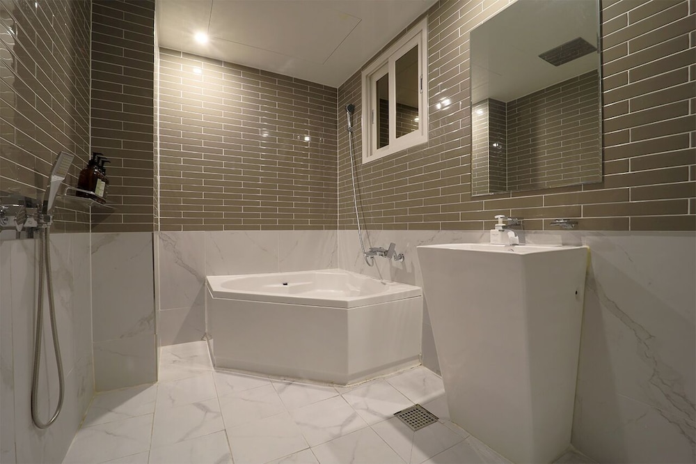 Seomyeon Brown-dot Hotel Gold Busan 47/50
