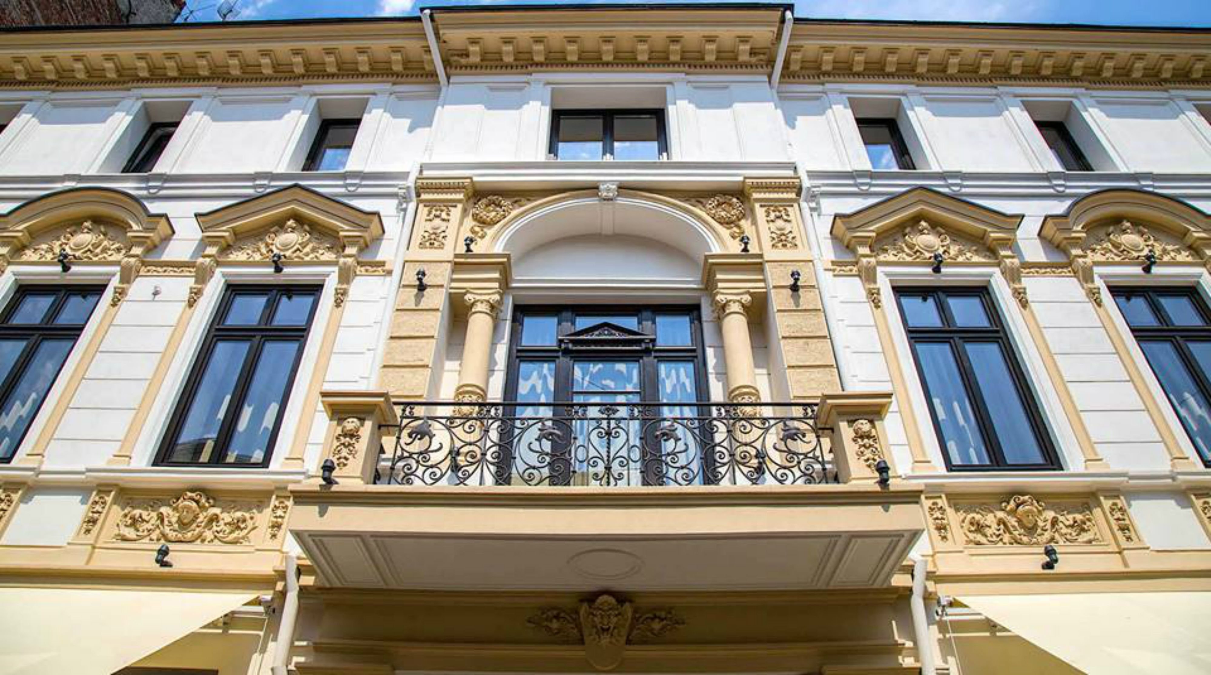 The Mansion Boutique Hotel 1/8