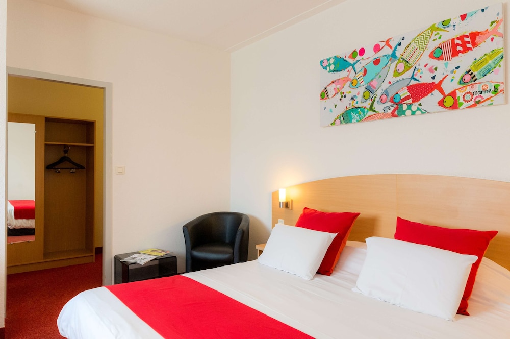 Hotel Kyriad Quimper Pont L Abbe 11/45