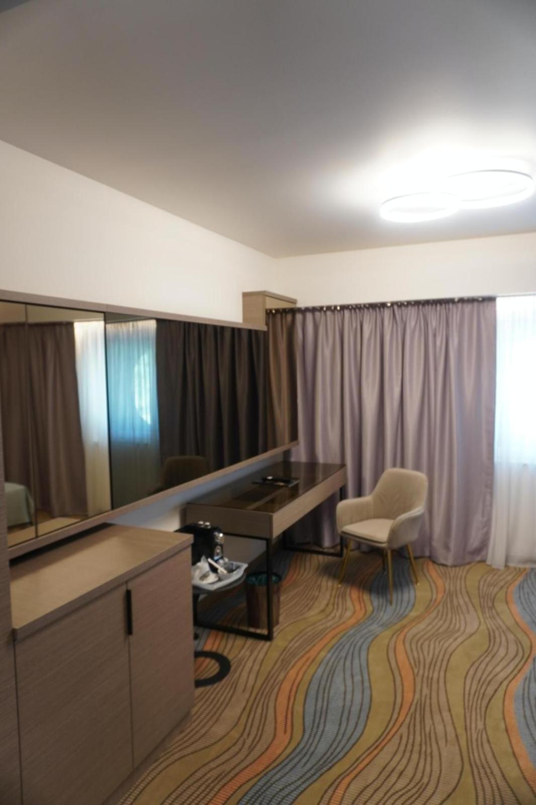 HOTEL ROMANITA 41/56