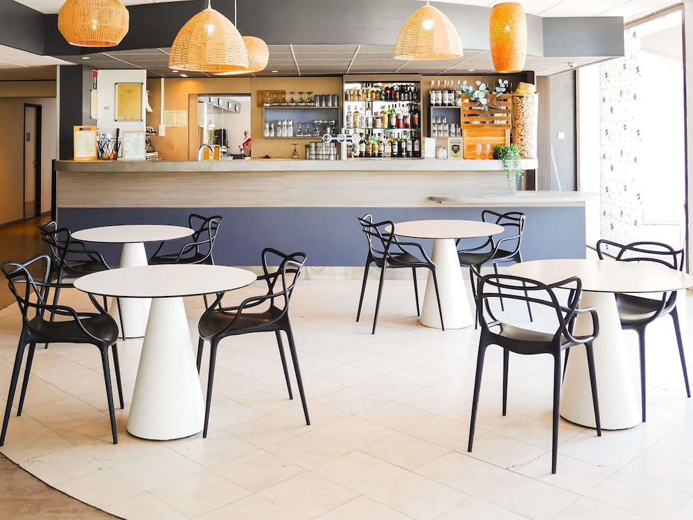 IBIS BUDGET ARLES PALAIS DES CONGRES 33/47