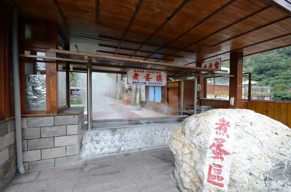 Dong Tair Spa Hotel 31/40