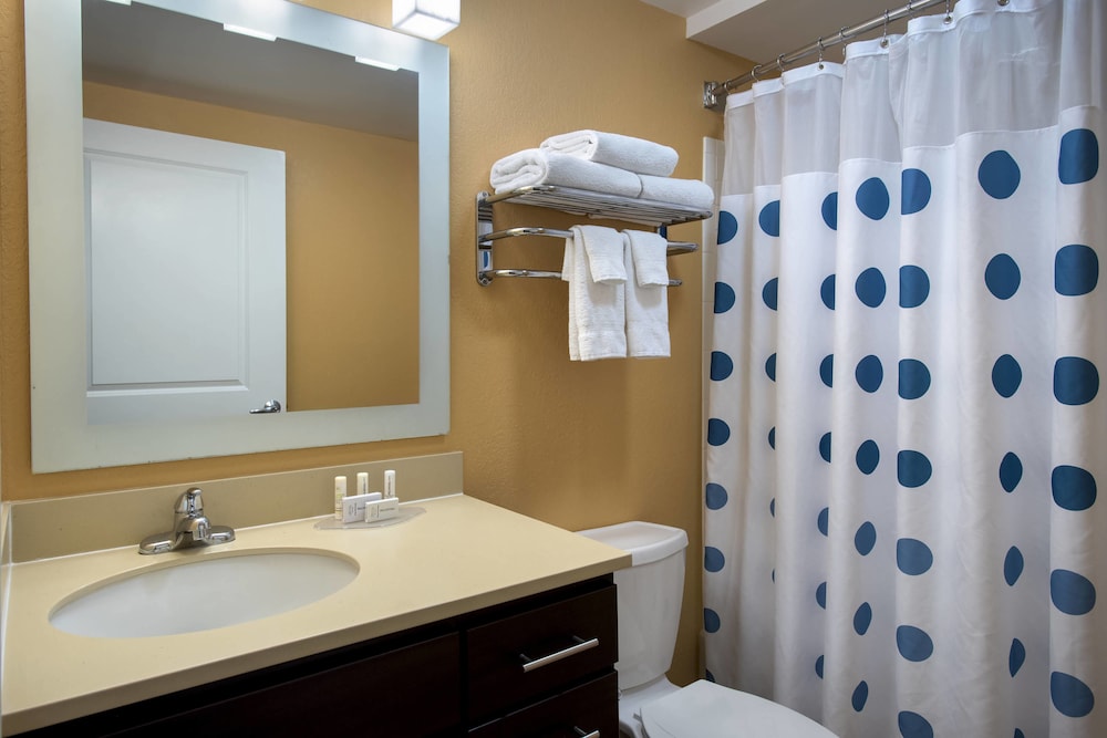 TownePlace Suites Republic Airport Long Island/Farmingdale 15/37