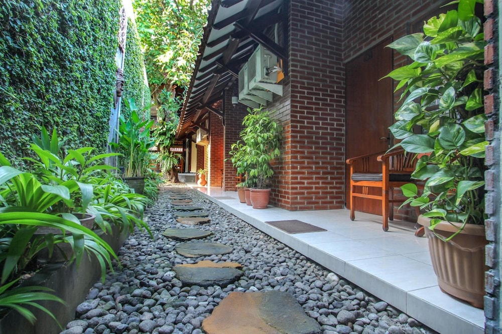 Delta Homestay 22/28