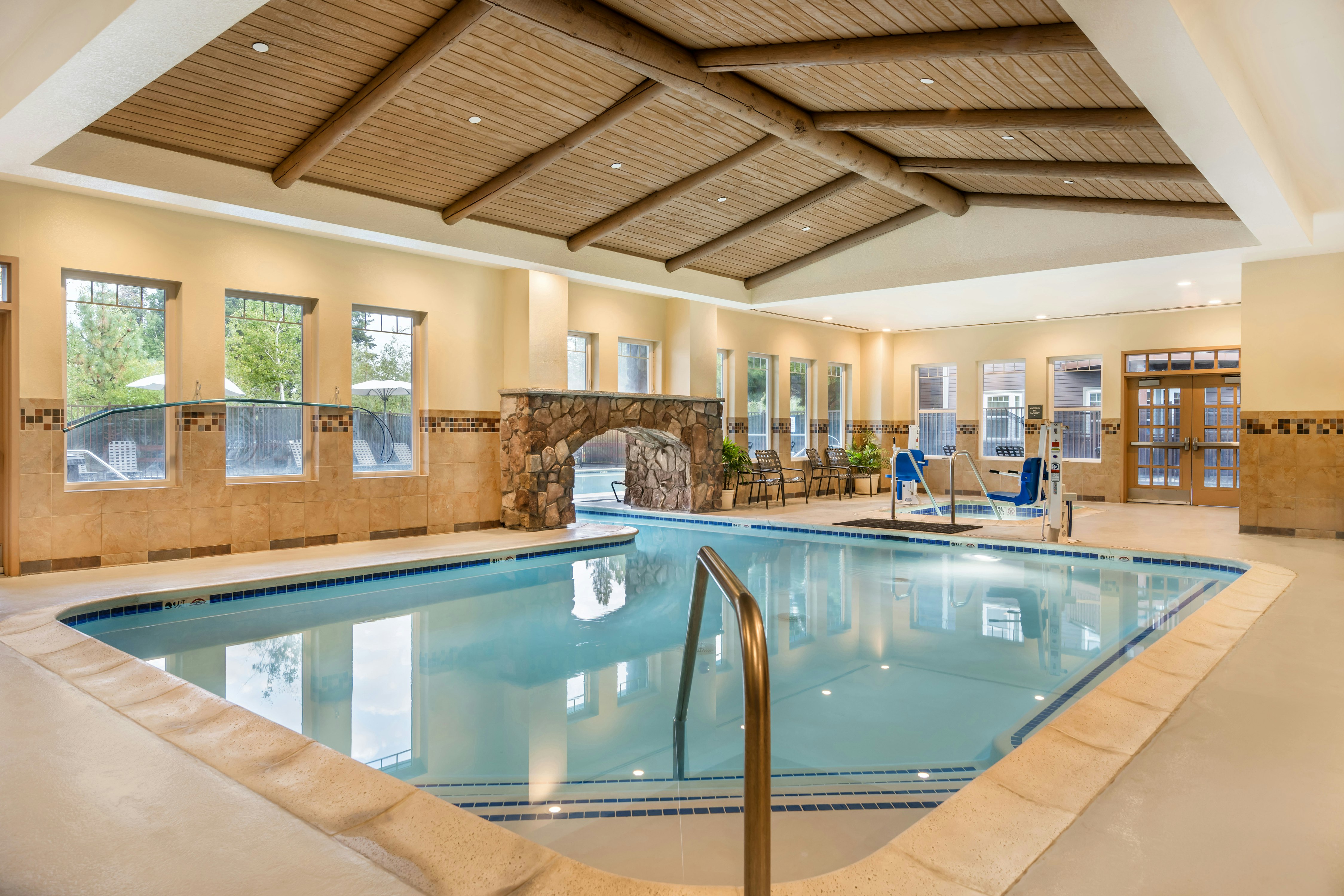 Hilton Vacation Club Lake Tahoe Resort South 10/23