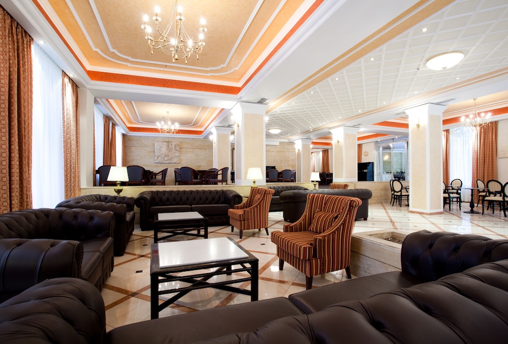 Achillion Palace 17/39