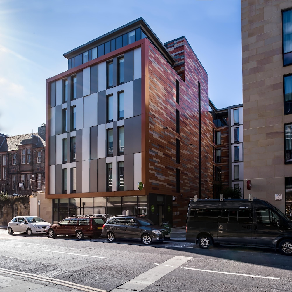 Hub by Premier Inn Edinburgh Royal Mile 37/48