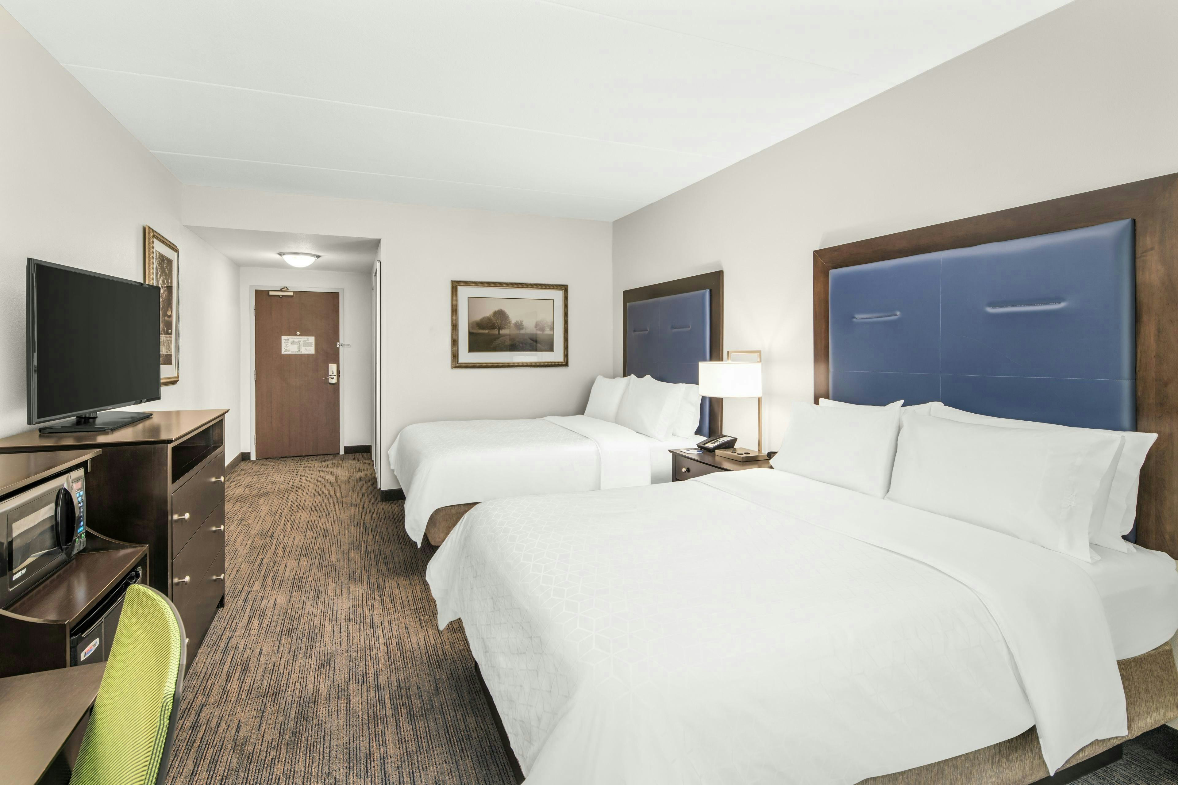 Holiday Inn Express Hotel And Suites Wilmington Newark 26/72