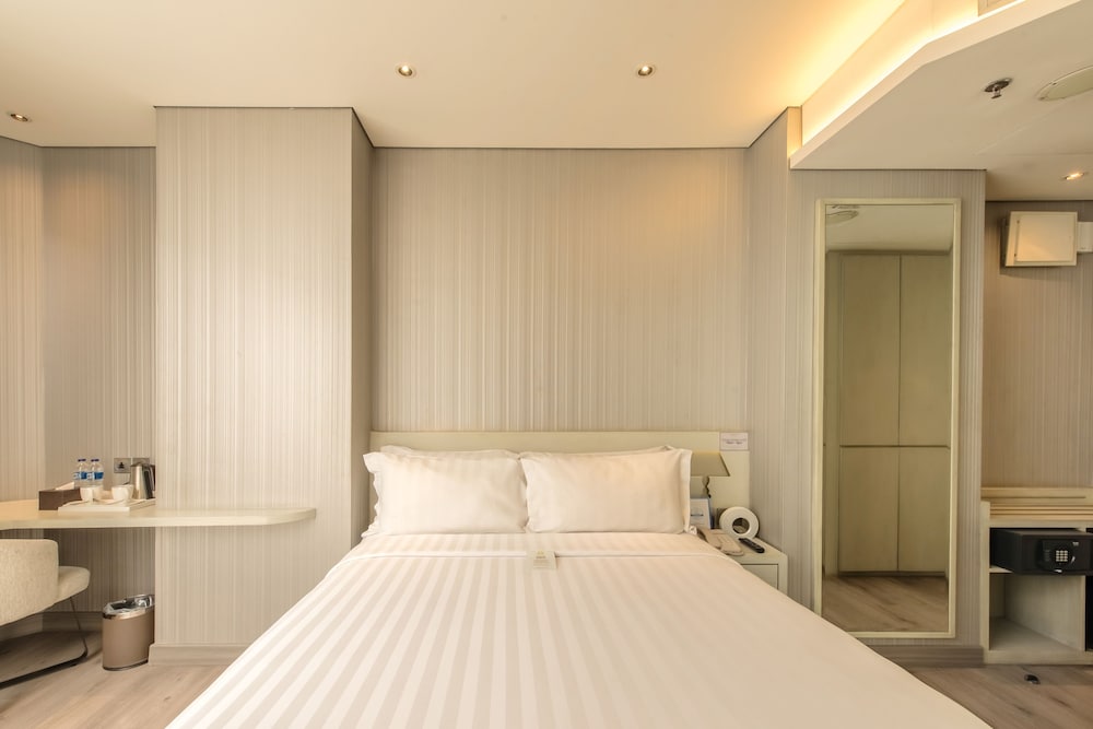 Ashley Hotel Jakarta 23/66