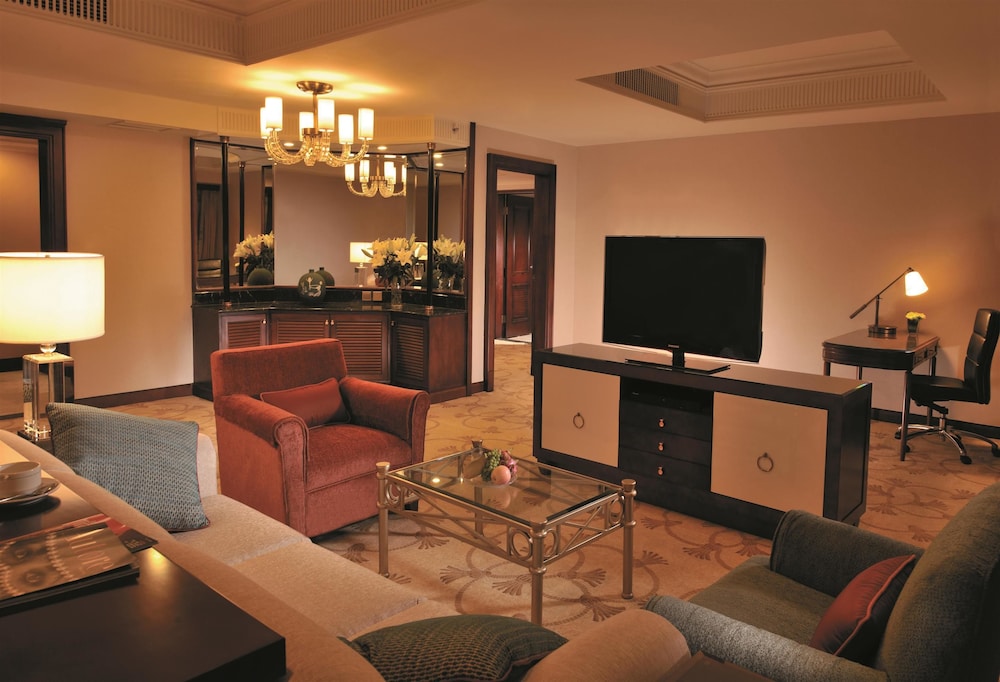 Shangri La Beihai 37/50