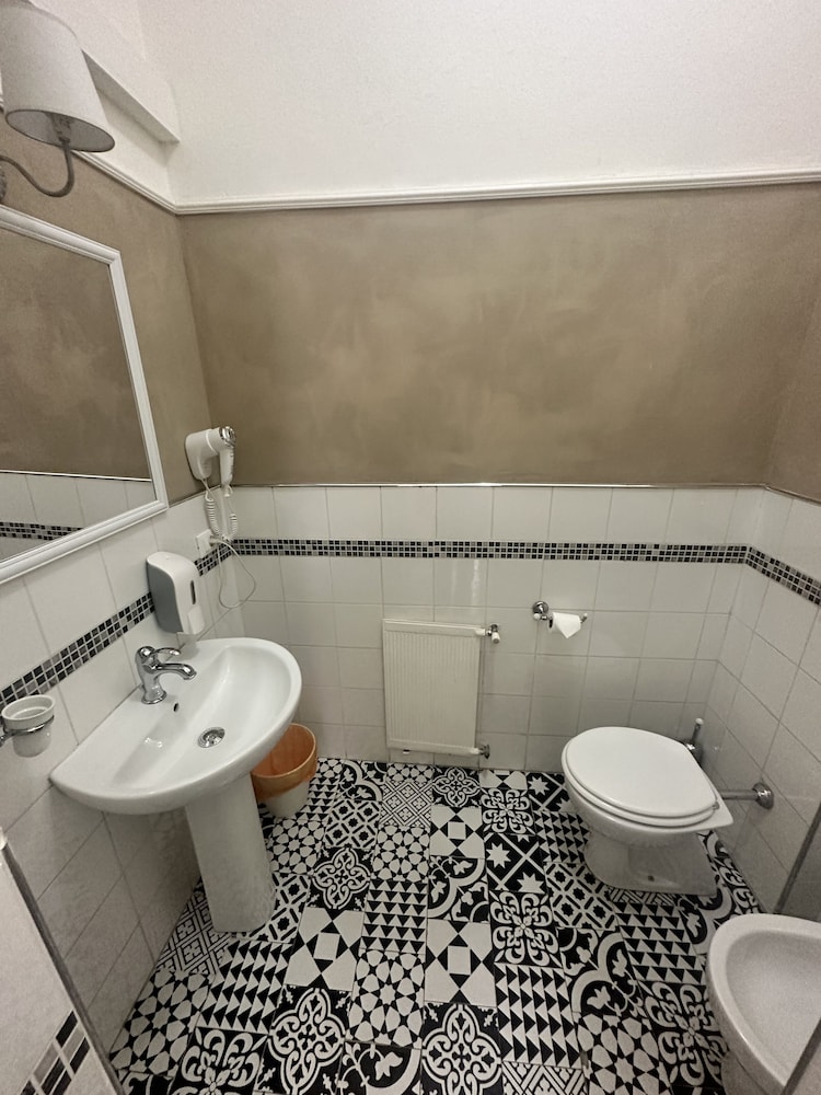 Deluxe, Double Bed, Boutique Hotel Calais Milano 9/10