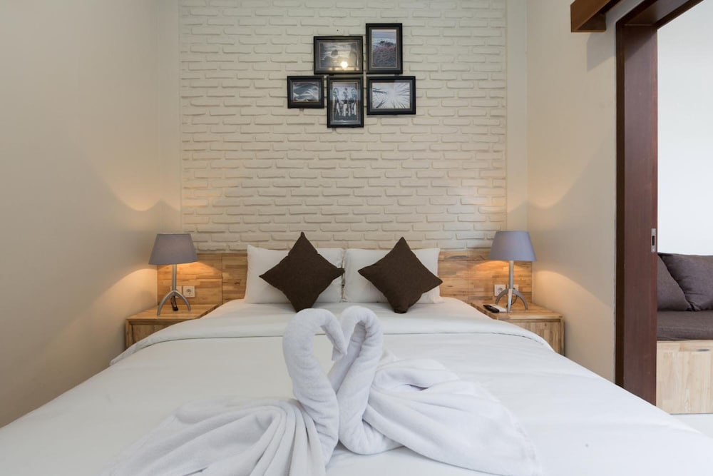 Paisa Seminyak Living 5/50