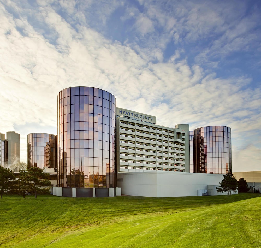 Hyatt Regency O Hare Chicago 4/50
