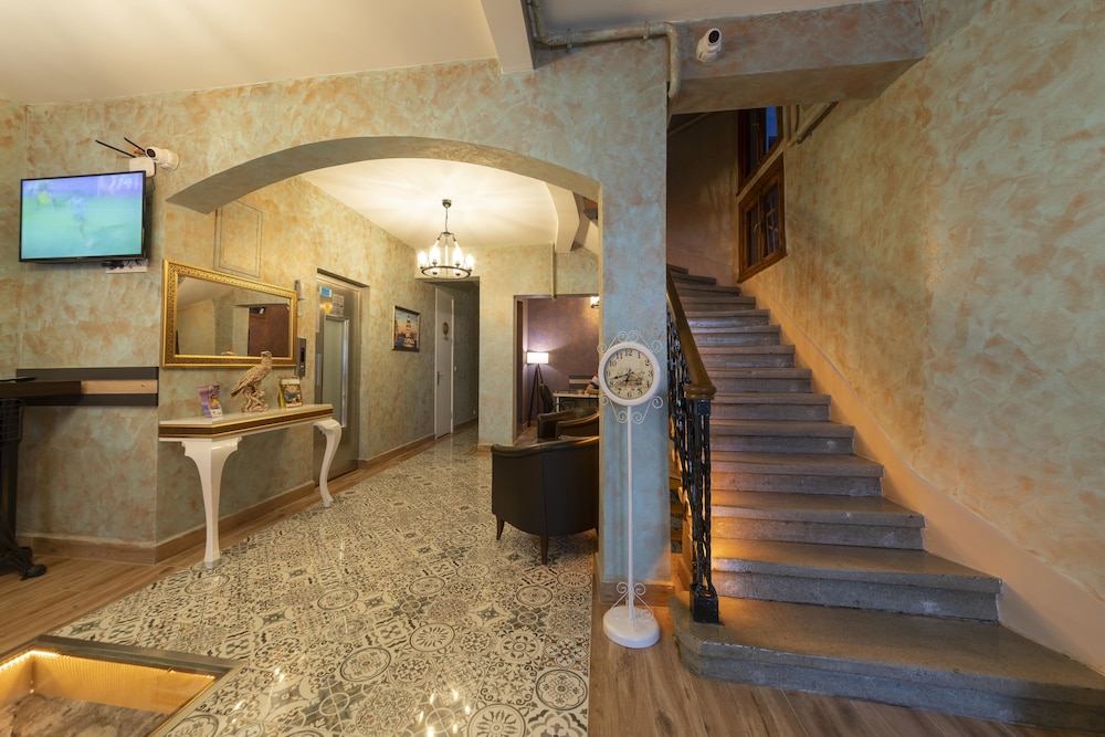 Royal Taksim Suites 26/50