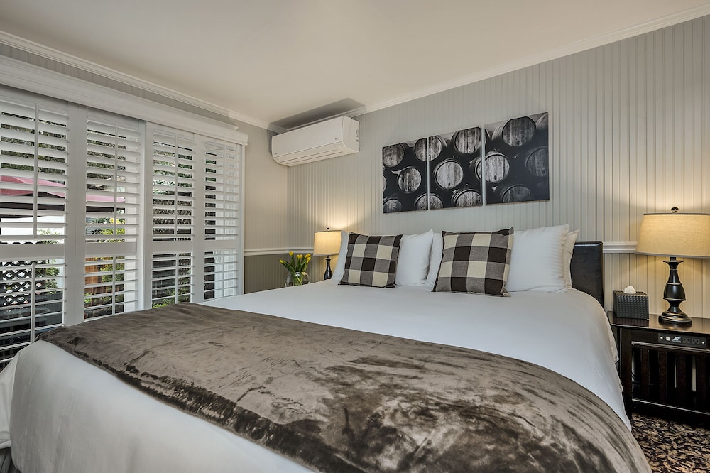 Garden, Comfort, King Bed