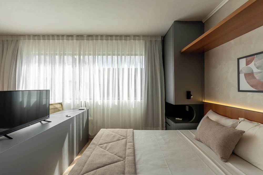 Multiparque Hplus Long Stay 34/54