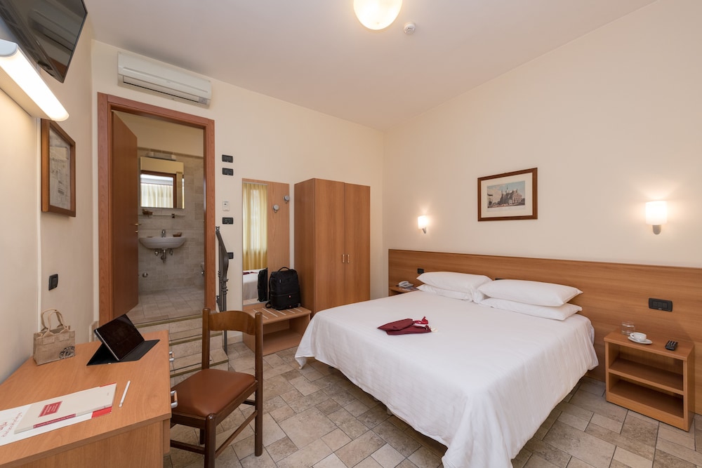 Casa Del Pellegrino Hotel 21/67