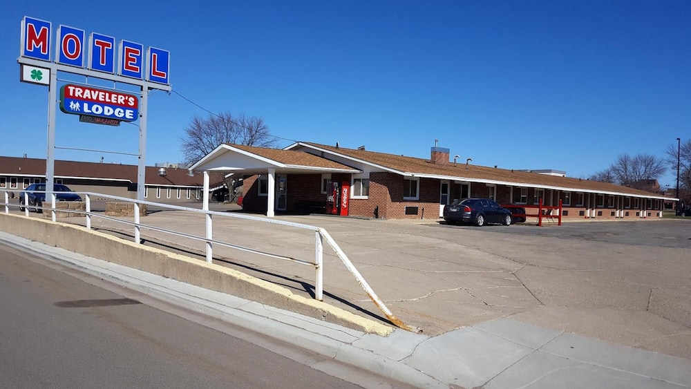 Travelers Lodge Motel Marshall 44/60